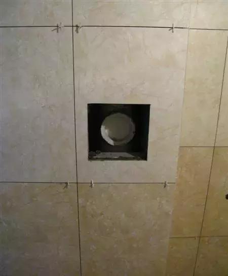 墙砖钻孔怎么钻墙砖不烂(墙面瓷砖钻孔这样不把瓷砖钻破)