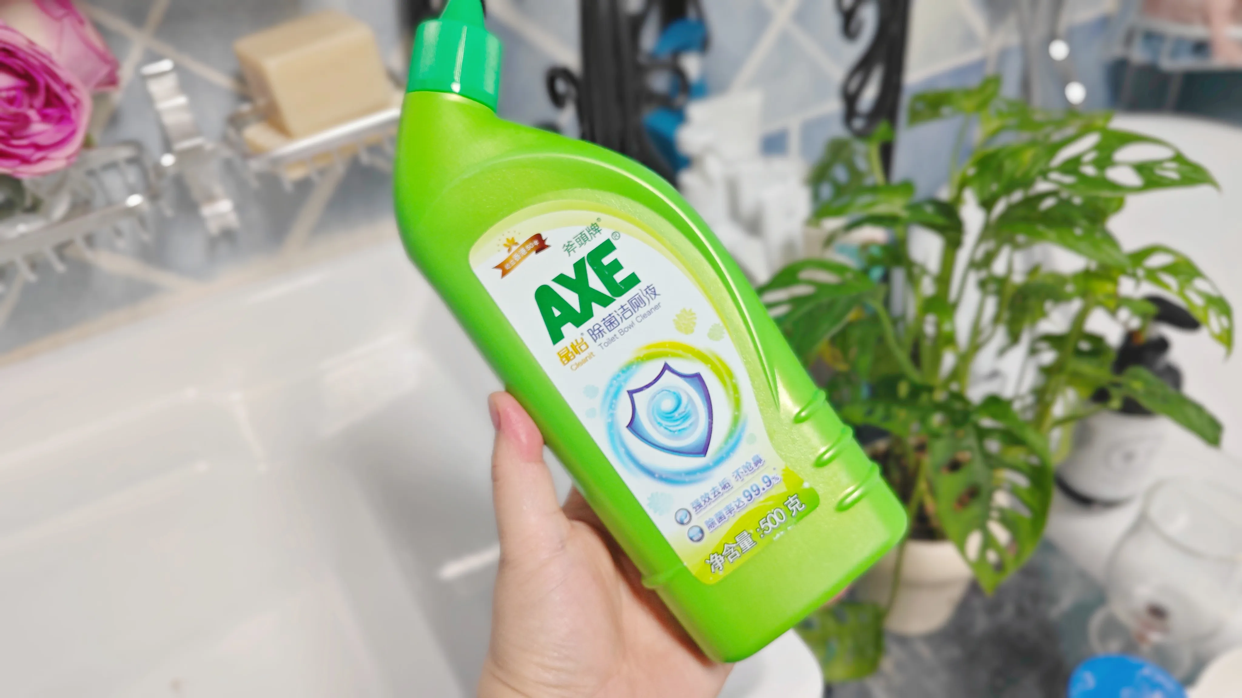 马桶瓷砖(马桶瓷砖开孔)